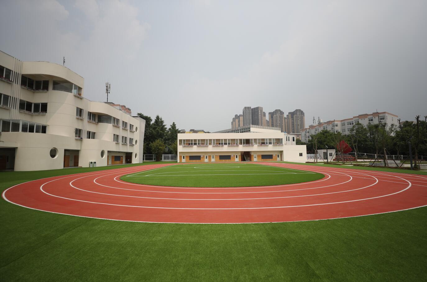 让每位孩子以最适合自己的方式成长,家长探校"成都新格林学校"