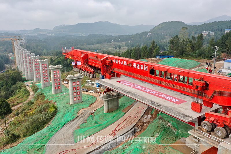 线路途经南充市顺庆区,蓬安县,南部县,仪陇县,巴中市恩阳区,巴州区,经
