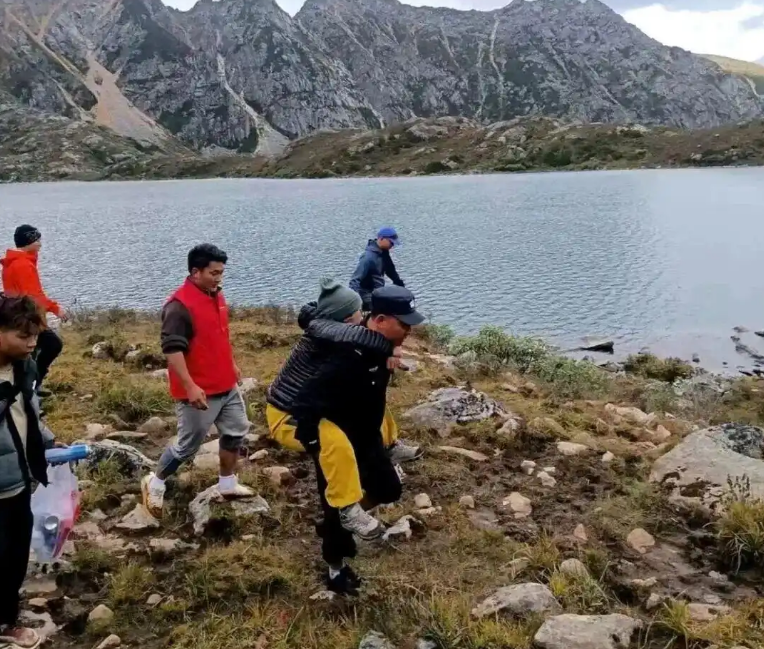 1760083956326009112.png 党岭.png